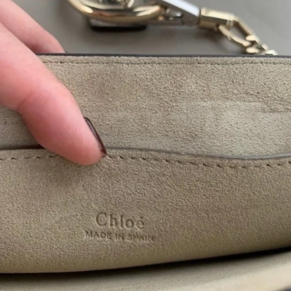 ✨ Chloe Faye Small Crossbody Bag Suede - Motty Grey - Picture 5 of 9